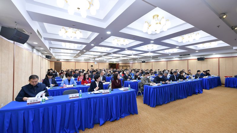 执业药师资格证自学还是报班