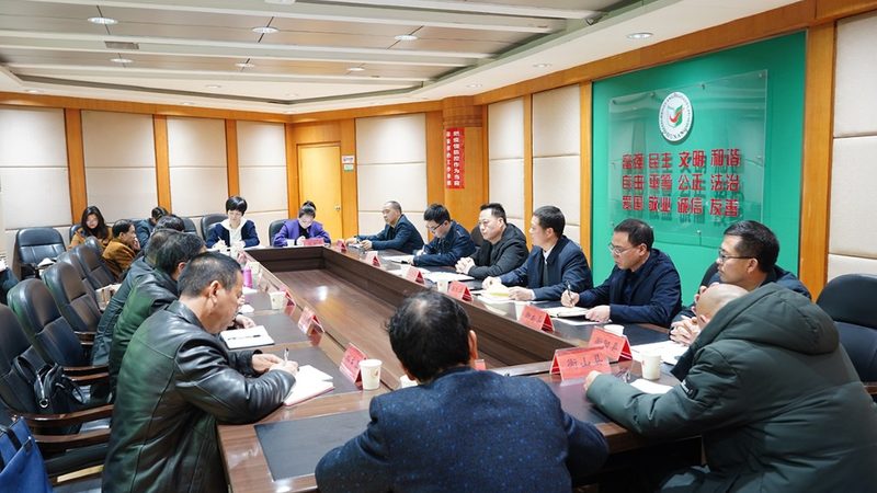 以下是一些广州地区知名的电工培训学校，供大家参考：